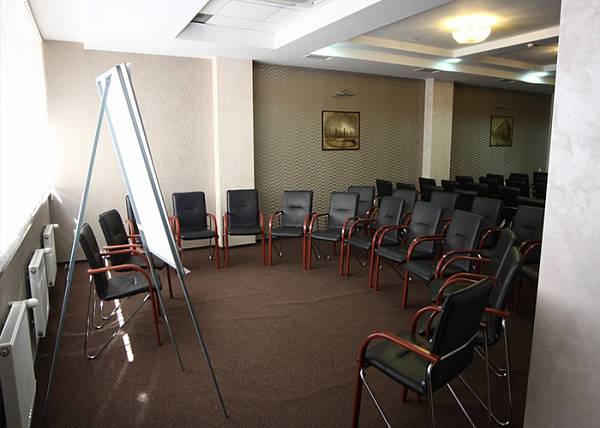 Конференц-зал «Аврора» на 100 человек в Кривом Роге фото №111846