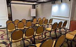 Конференц-зал «Солнечный» в укрытии в отеле Optima Collection Подол Плаза Киев фото 